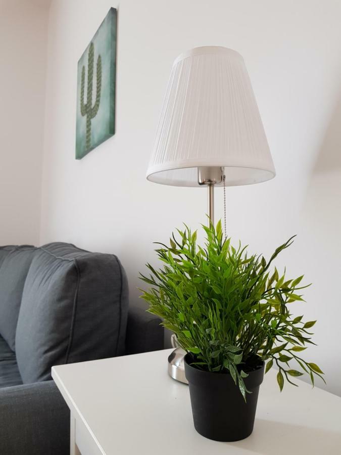Oberiter Apartments - Center Of Zagreb, Fast Wifi, Ac, Kitchen, Parking Zewnętrze zdjęcie